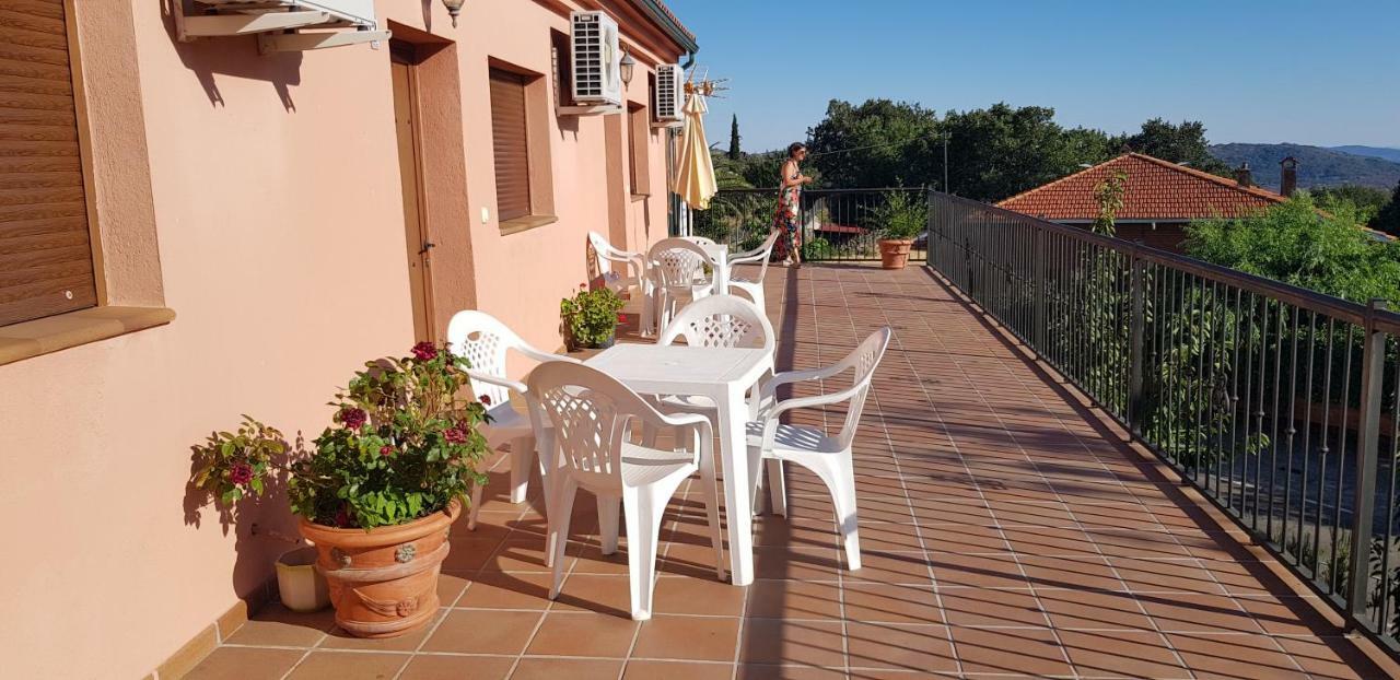 Apartamentossierradegata La Noguera Villamiel エクステリア 写真